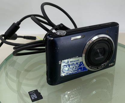Samsung Digital Camera ST72 Blue + 16GB Memory Card AND WIRE- Tested - 9860
