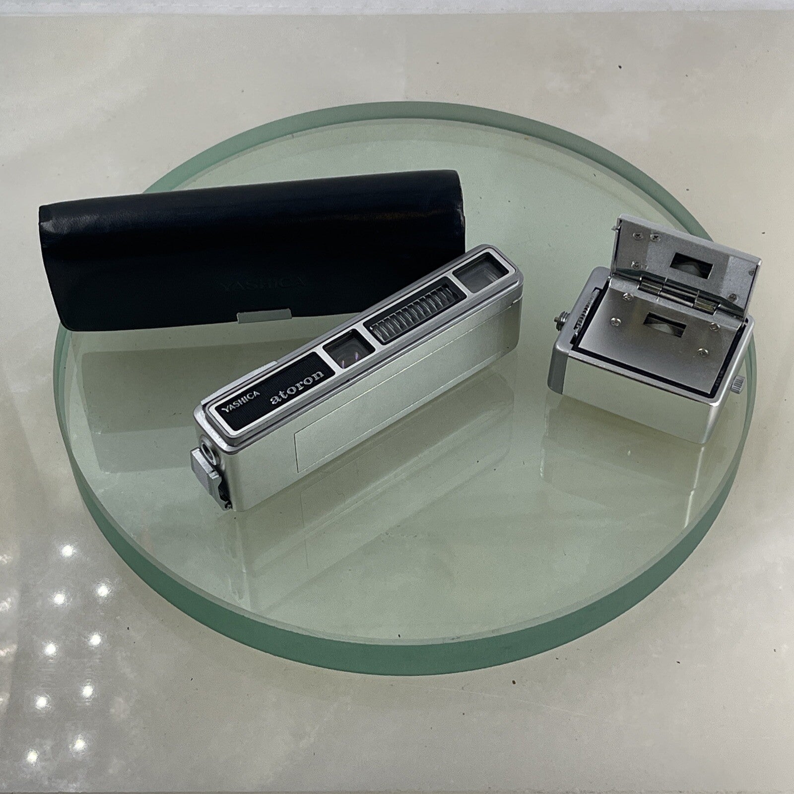 Yashica Atoron ULTRA Miniature Camera + BAG Bag + Case+Filters Shutter works 4835