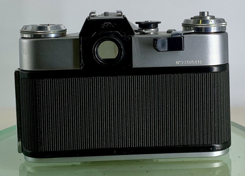 Very Rare ZENIT E POINT AND SHOOT FILM CAMERA+HELIOS-44M LENS+SILVER+TESTED-3404