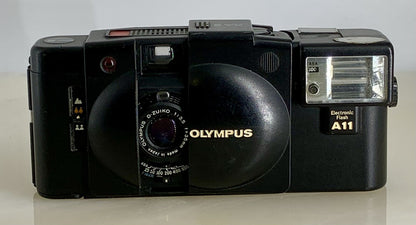 OLYMPUS XA2 Compact Camera 35mm Flash A11 D.ZUIKO 35mm f3.5 TESTED, mju 701
