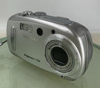 Samsung Digimax V700 7.1MP COMPACT DIGITAL CAMERA SILVER +CHARGER TESTED - 2292