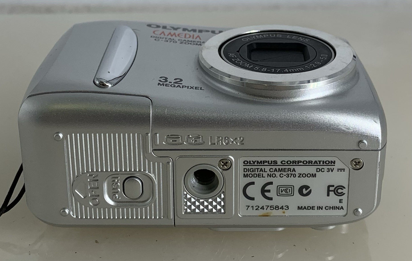 Olympus Camedia C-370 Zoom 3.2MP Digital Camera-Silver-Case-Tested#1257