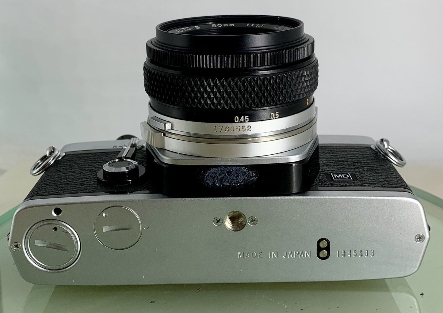 Olympus OM-1N MD 35mm Film SLR Manual Camera 50mm f/1.8 Zuiko Lens Fully Working9