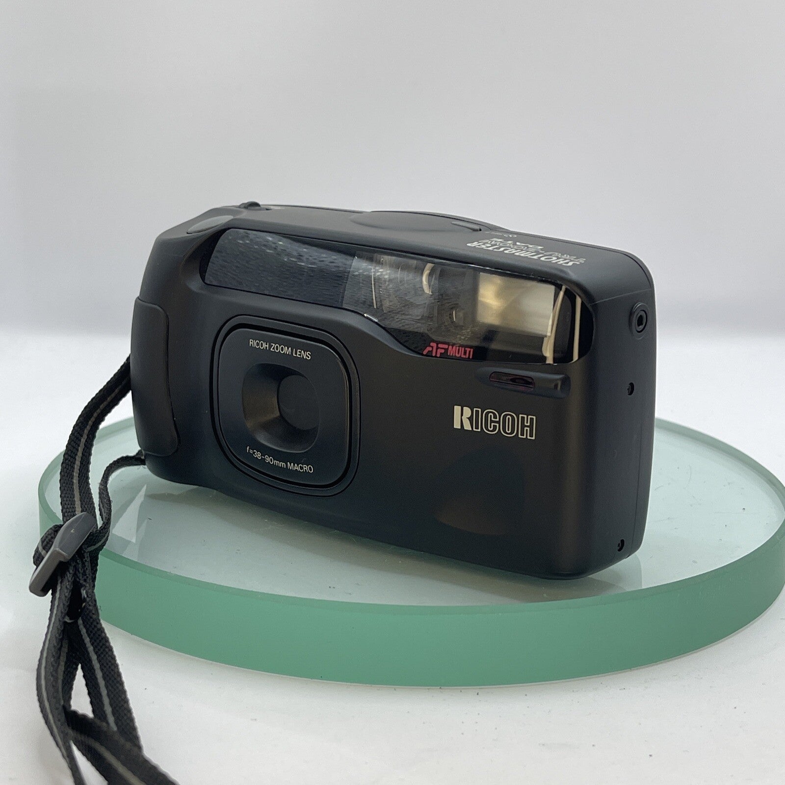 Vintage Ricoh Shotmaster Tru-Zoom Date 35mm camera Canon  38-90mm lens EXC++#1282