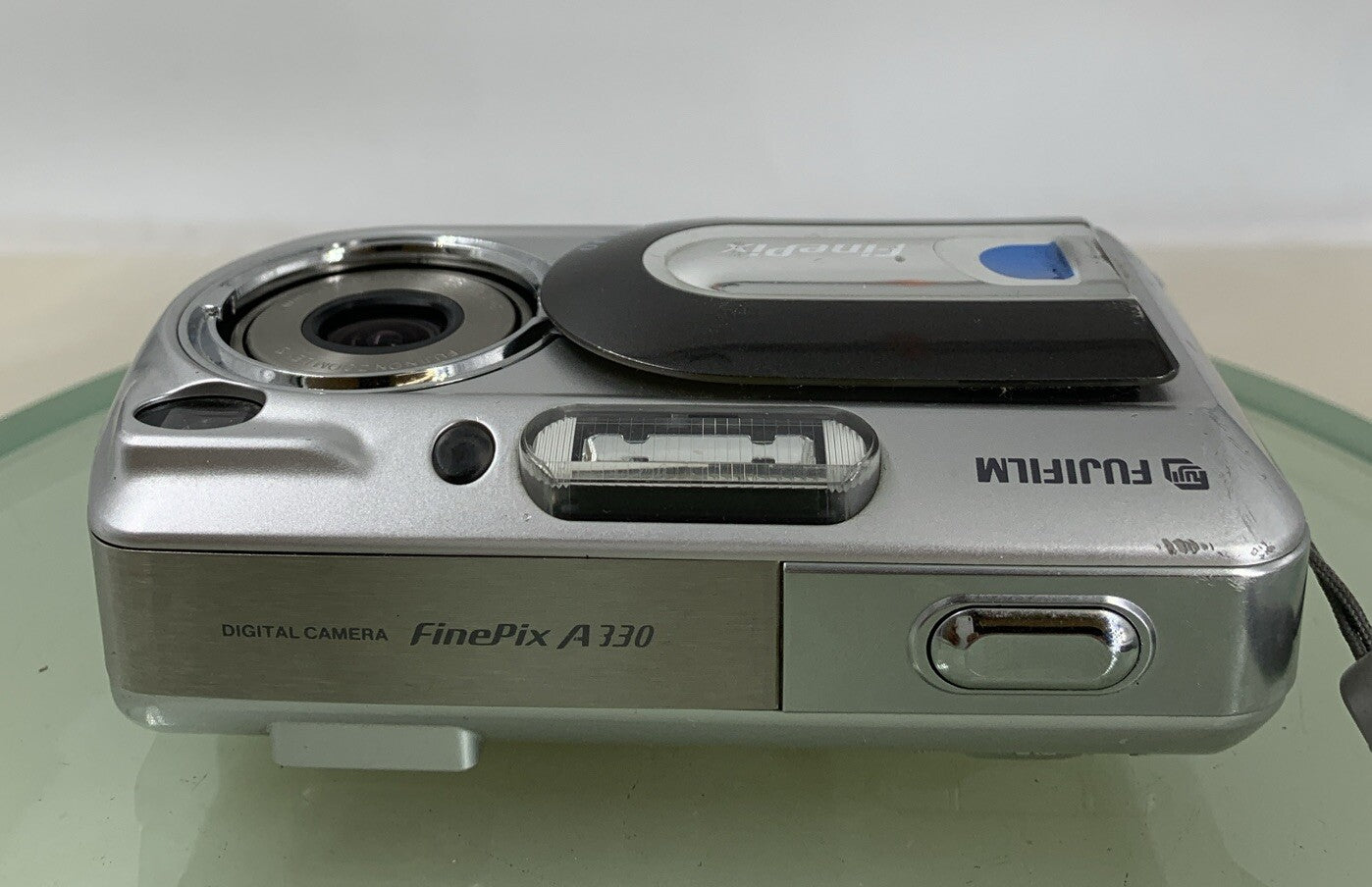 Vintage Fujifilm FinePix Digital Camera A330 3.2MP DOTS ON SCREEN TESTED - 1607