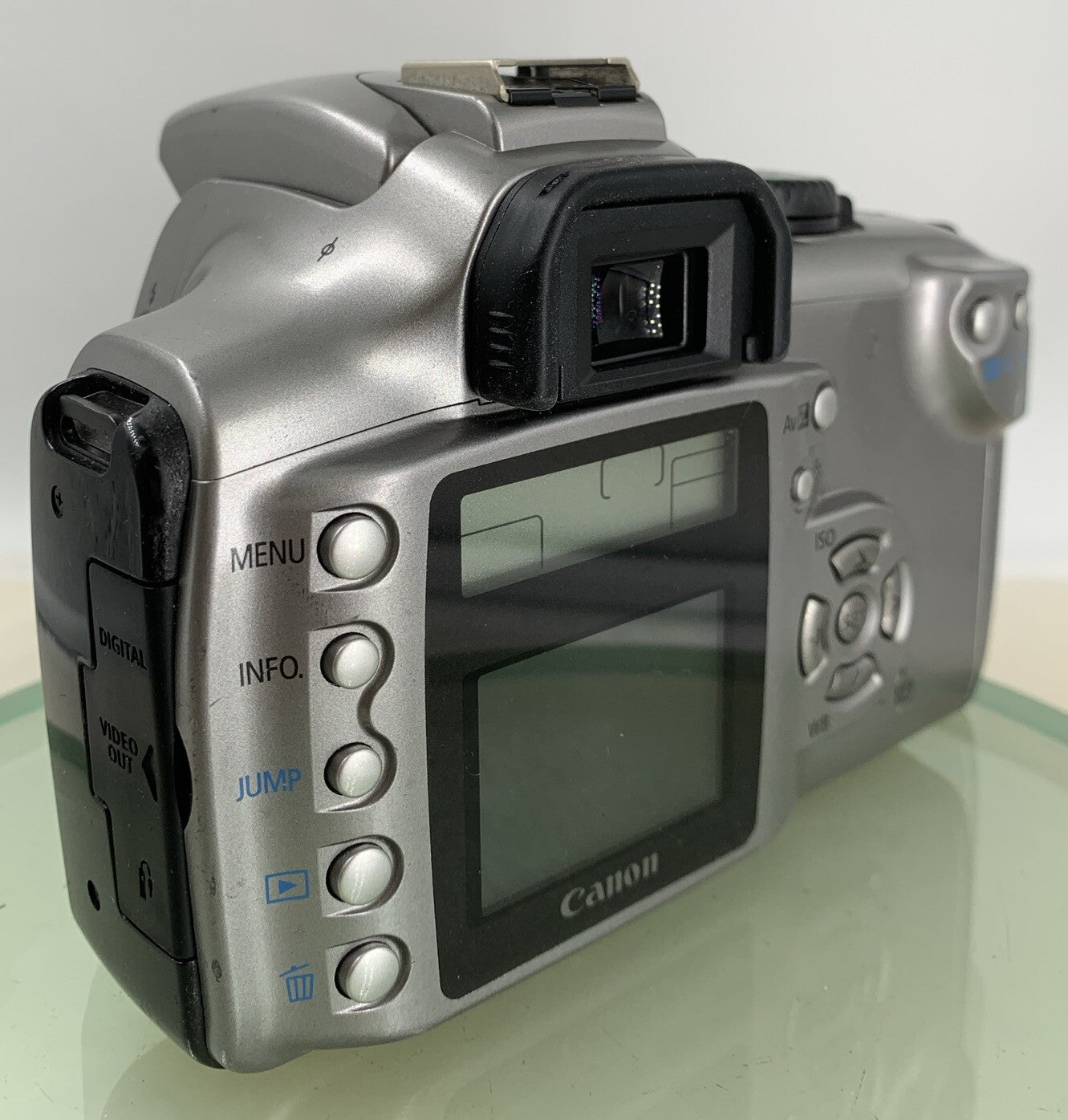 Canon Digital Camera SLR EOS 300D SILVER WITH CHARGER, NO CARD TESTED - 2614