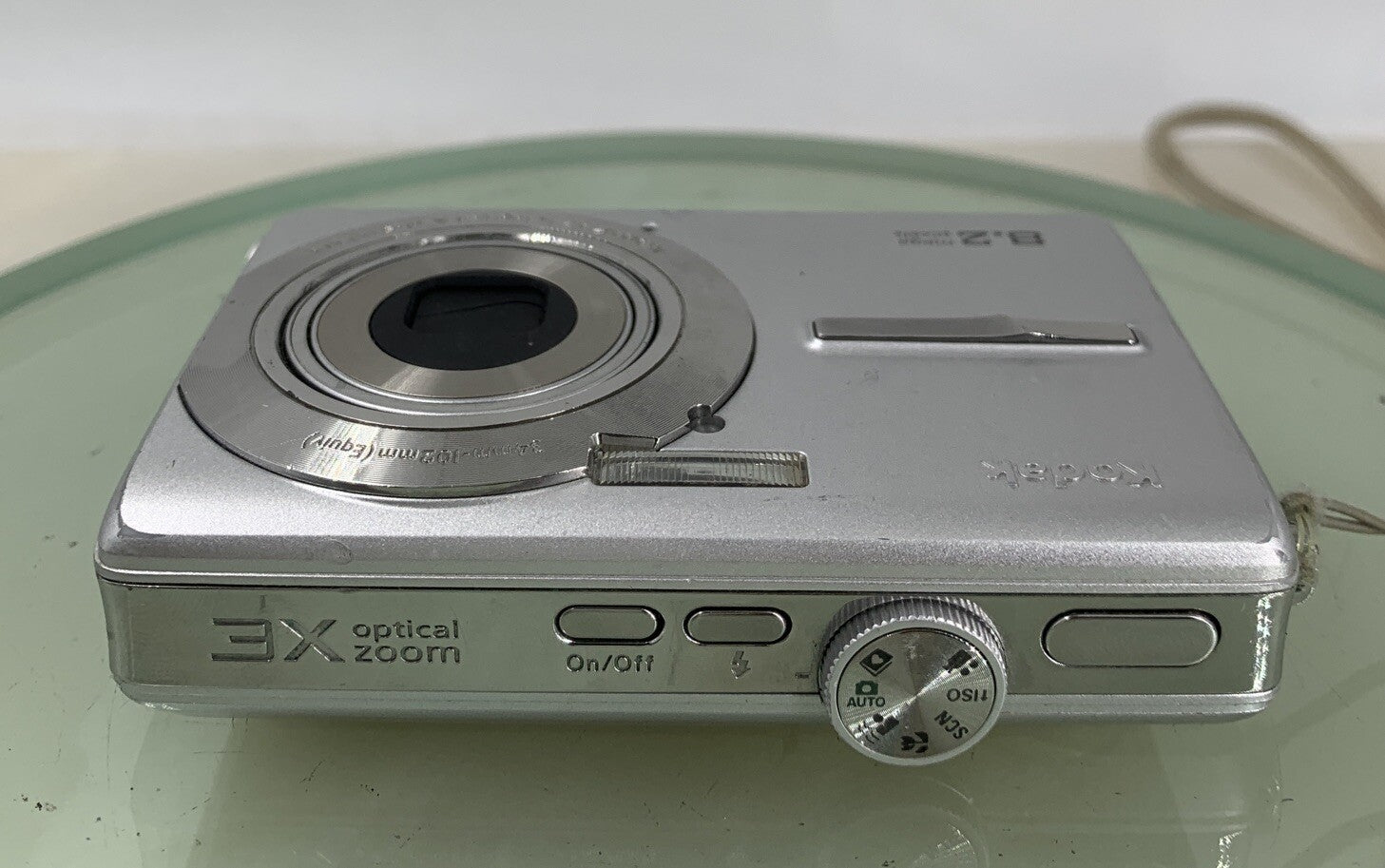 Kodak COMPACT DIGITAL CAMERA EasyShare M863 8.2MP SILVER NO CHARGER Tested - 5198