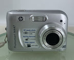 HP Photosmart M447 5.0MP Compact Digital Camera NO CARD SILVER TESTED - 2311