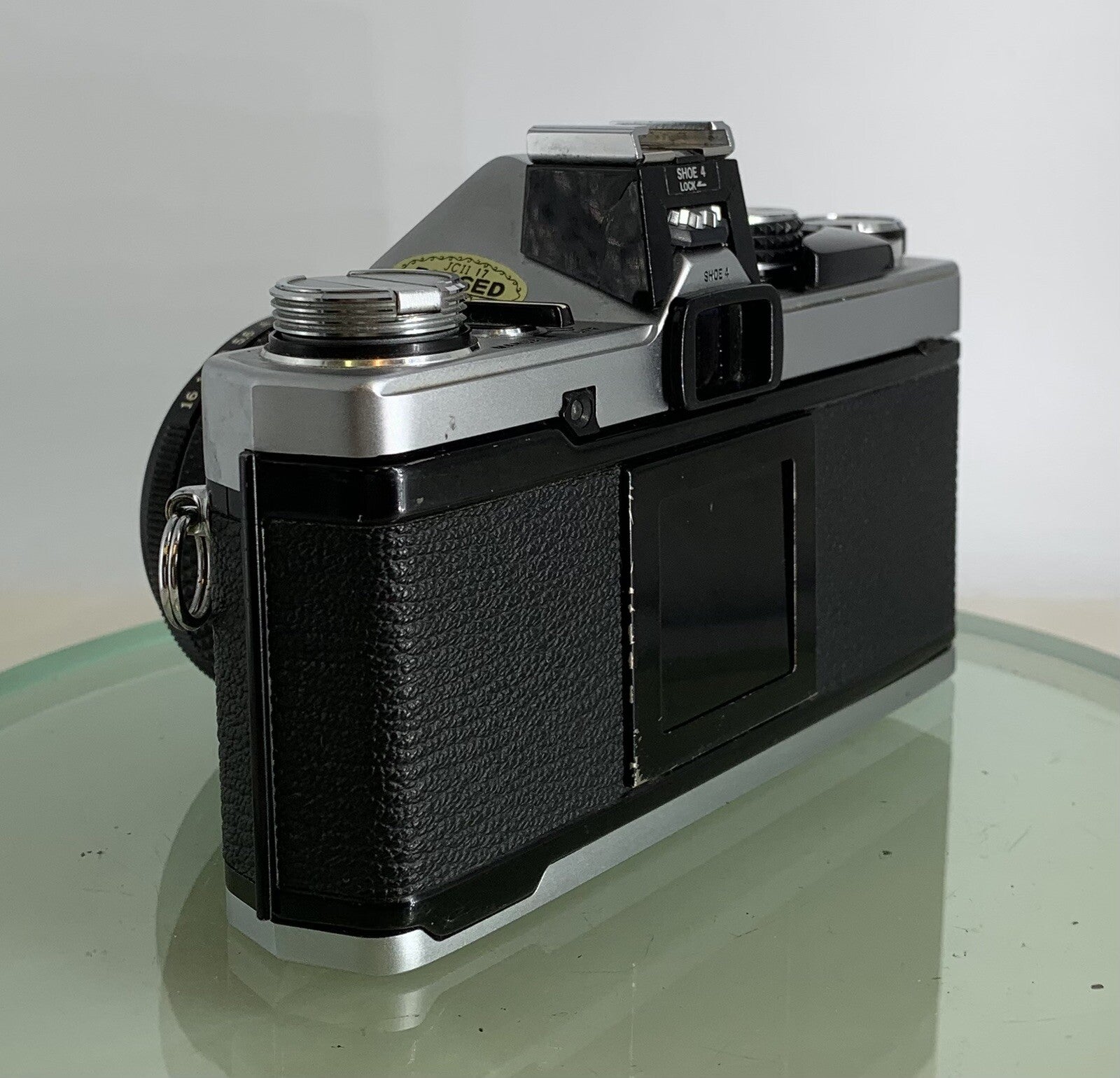 Olympus OM-2N MD 35mm Film SLR Manual Camera Olympus 50mm F/1.8 Zuiko Lens #1985
