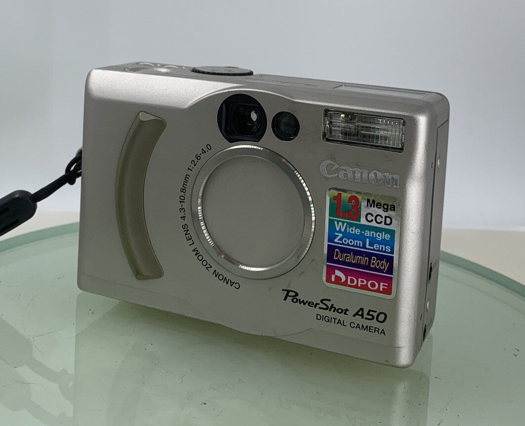 CANON DIGITAL CAMERA PowerShot A50 SILVER- WITH CHARGER - TESTED - 9671