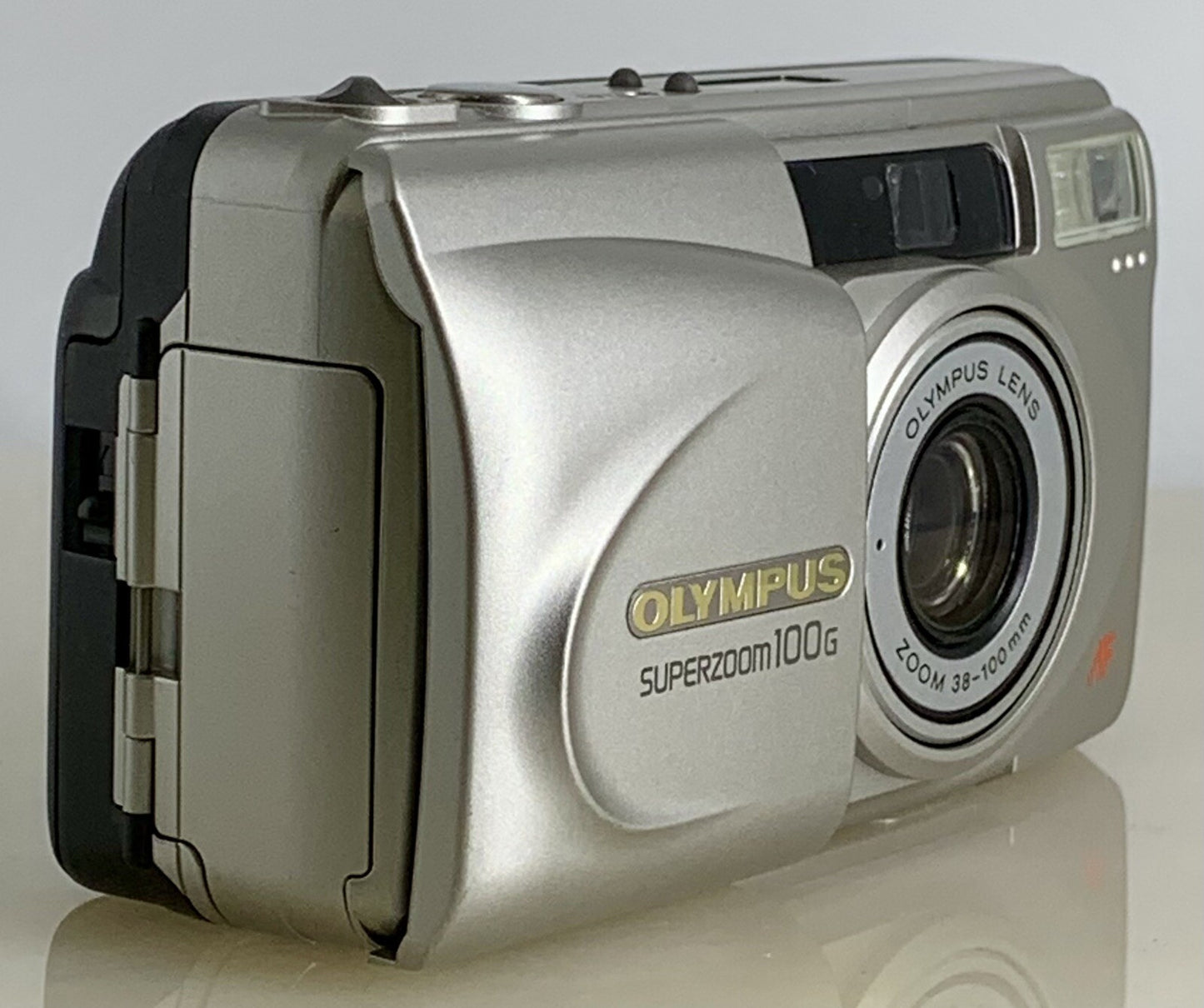 Olympus Superzoom 100G 35mm Film Point & Shoot Camera + SILVER + TESTED - 2942