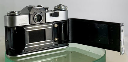 Vintage Zenit - B SLR Camera + HELIOS-44M-4 2/58 Lens + SILVER + TESTED - 659