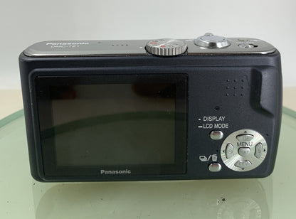 Panasonic LUMIX DMC-TZ1 GREY COMPACT DIGITAL CAMERA  - NO CHARGER - TESTED - 2425