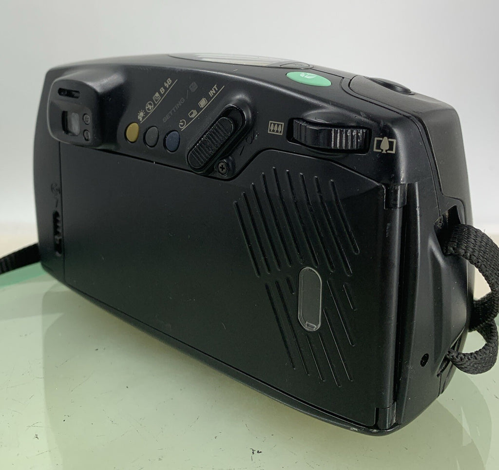 Pentax Zoom 105 SUPER BLACK POINT AND SHOOT FILM CAMERA TESTED - 7326