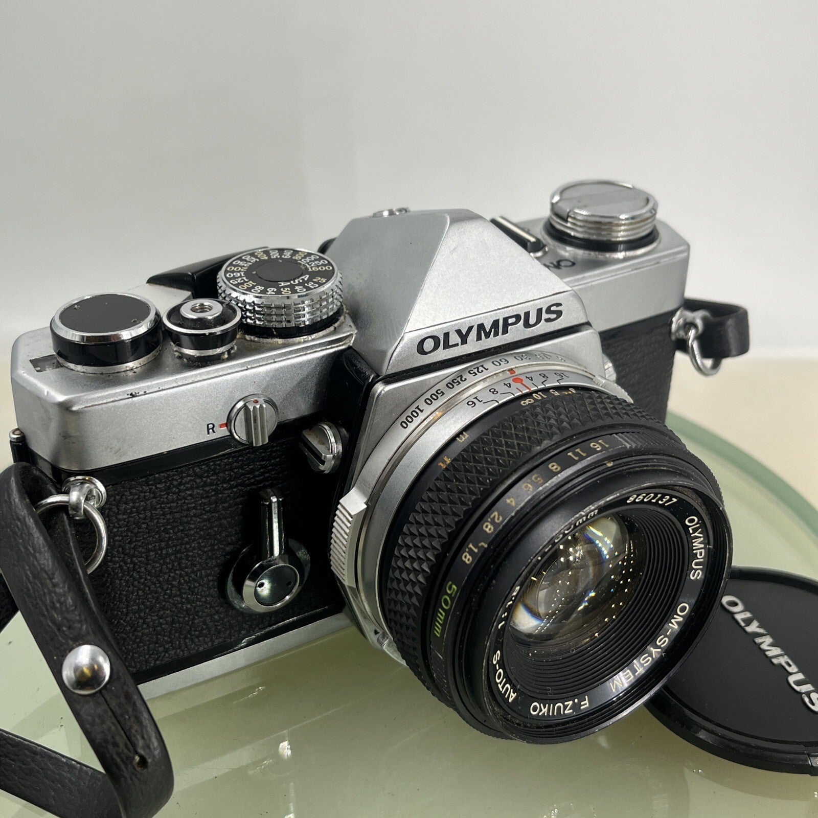 Olympus OM-1 MD 35mm SLR Film Camera &  Olympus ZUIKO  50mm f1.8 Lens- TESTED8870