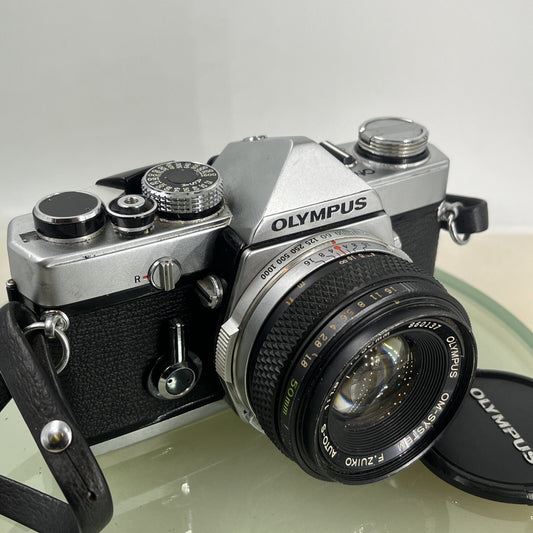 Olympus OM-1 MD 35mm SLR Film Camera &  Olympus ZUIKO  50mm f1.8 Lens- TESTED8870