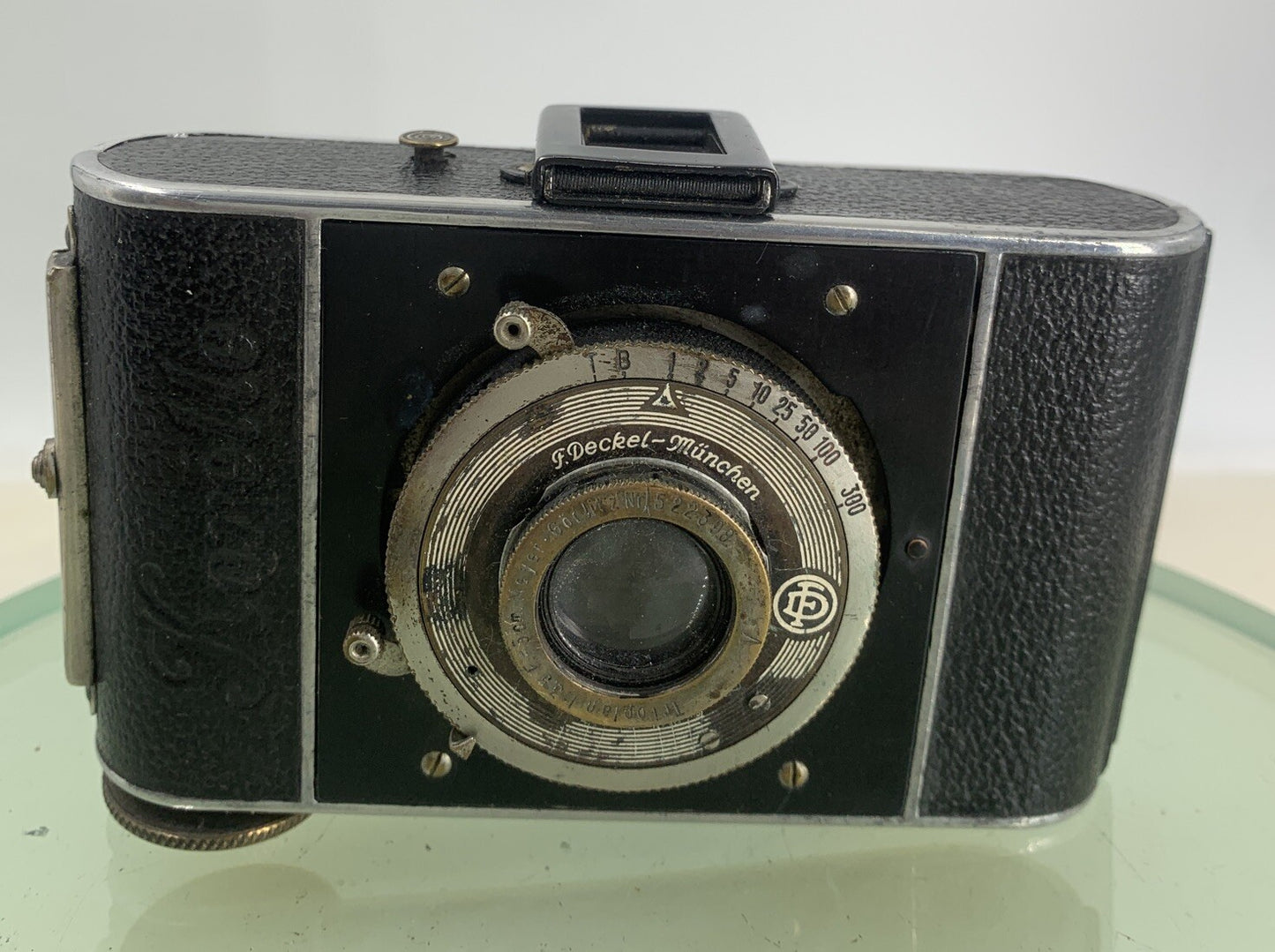 Kochmann Korelle 3x4 Folding Camera with Meyer Gorlitz 5cm F3.5  c.1931  #2011