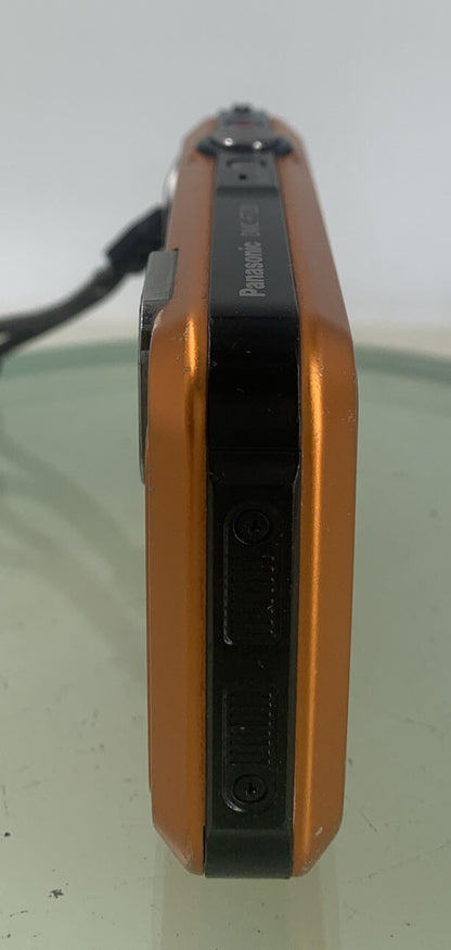 Panasonic Lumix DMC-FT20 Waterproof ORANGE Camera WITH CHARGER TESTED - 343