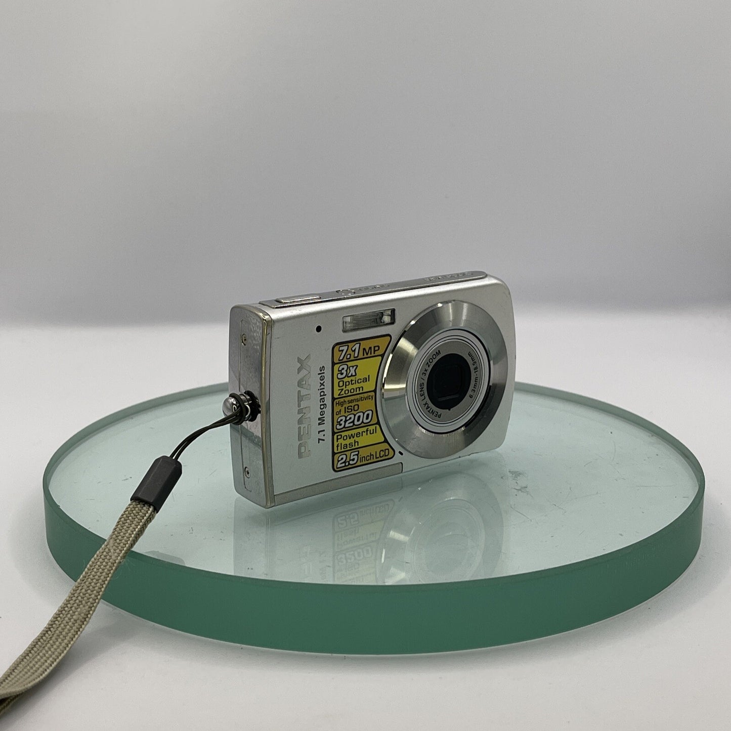 Pentax Optio M30 7.1 Megapixel Camera With Case, Charger, Battery TESTED #961