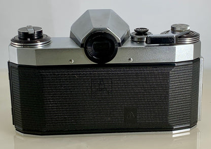 VINTAGE PRAKTICA NOVA SLR CAMERA + CASE + TESSAR 2.8 / 50 LENS + BOX - 5144
