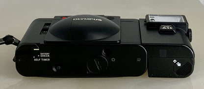 OLYMPUS XA2 Compact Camera 35mm Flash A11 D.ZUIKO 35mm f3.5 TESTED , mju 757