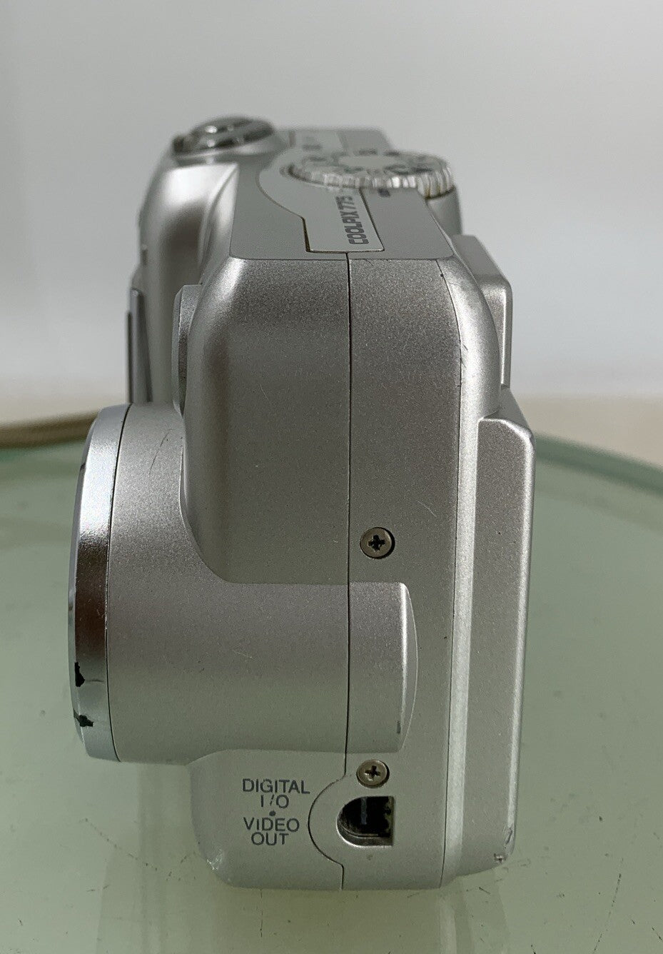 Vintage NIKON COOLPIX 775 2.0MP Digital Camera + CHARGER + COVER TESTED - 743