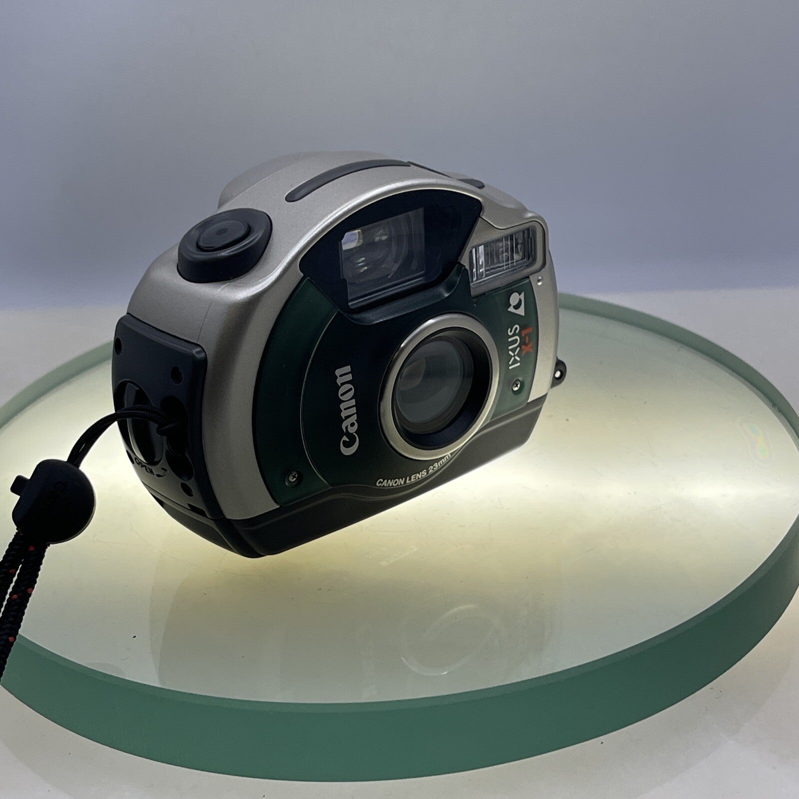 CANON IXUS X-1 UNDERWATER APS FILM CAMERA~BUILT IN FLASH Case Tested #8041