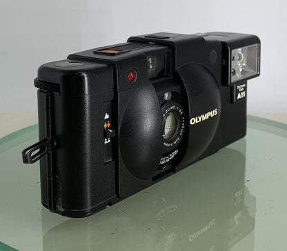 OLYMPUS XA2 Electronic Flash A11 D.ZUIKO 35mm f3.5 POINT & SHOOT CAMERA Case#2932