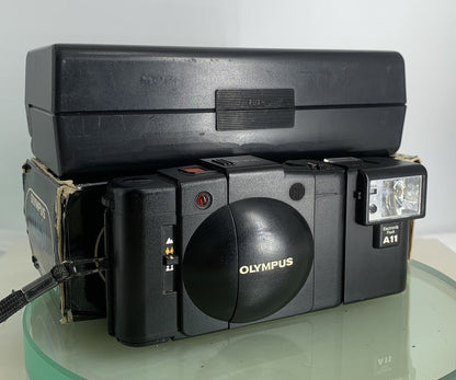 OLYMPUS XA2 Electronic Flash A11 D.ZUIKO 35mm f3.5 POINT & SHOOT CAMERA Case#1890