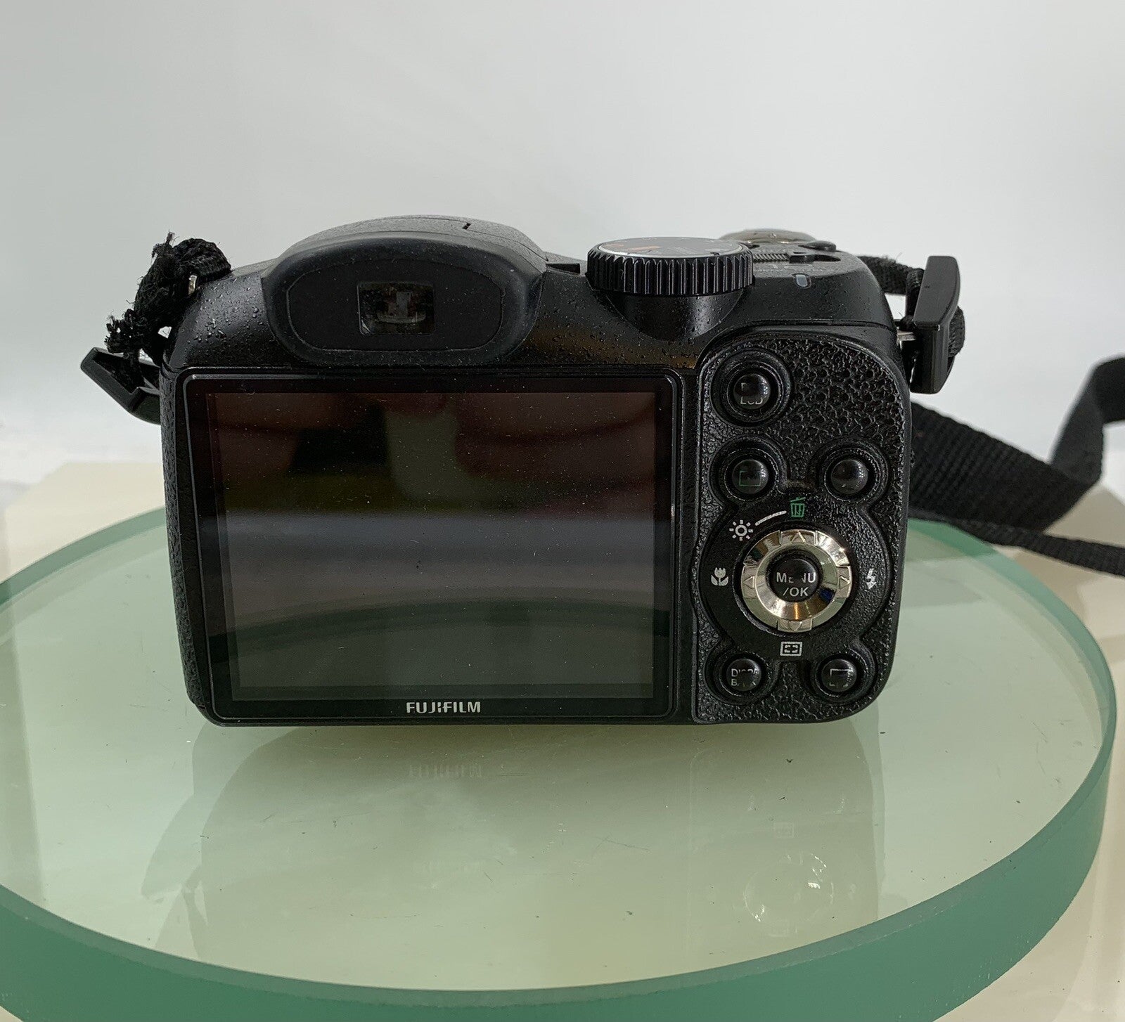 Fujifilm FinePix S1600 12.2MP COMPACT DIGITAL CAMERA BLACK + WIRE TESTED - 9253