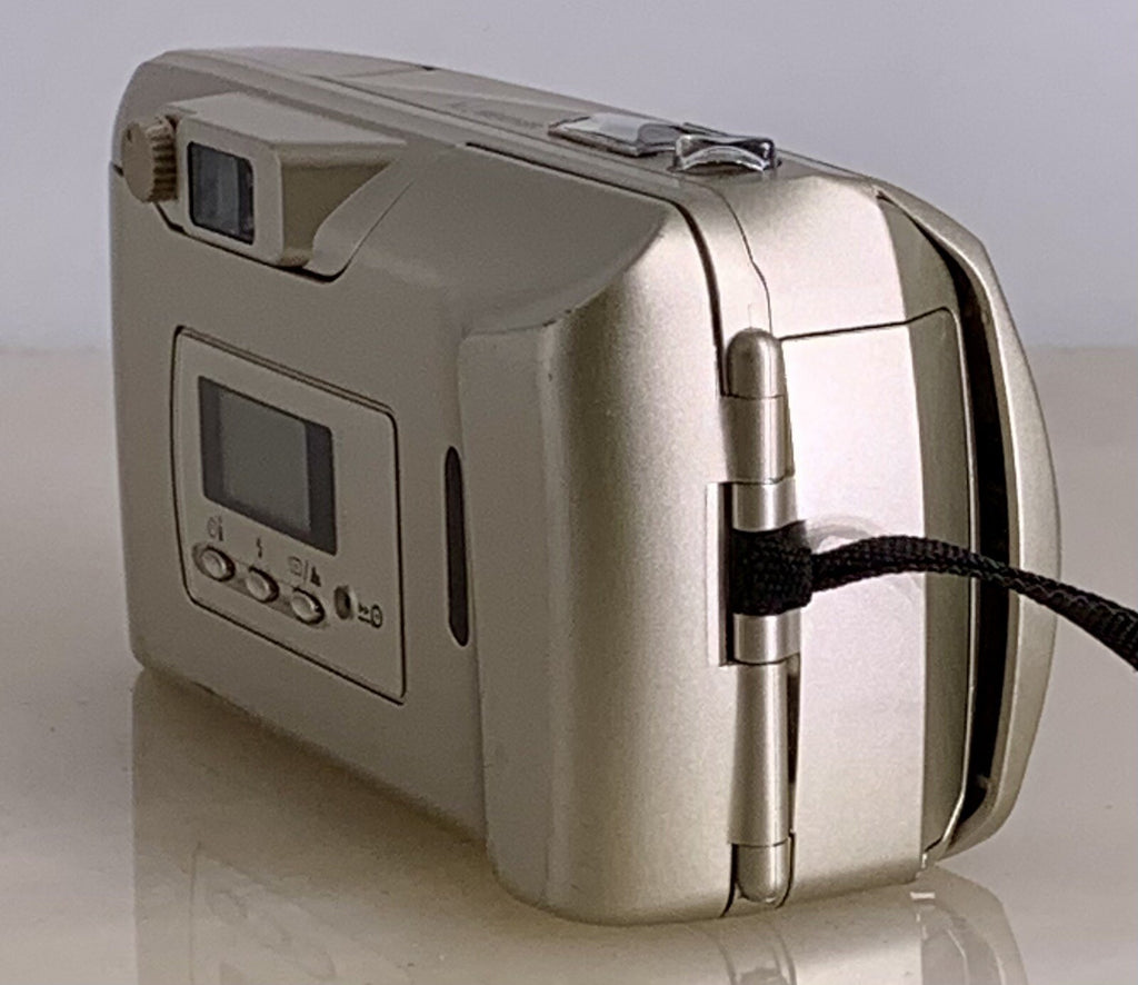 Olympus µ [Mju:] - III Zoom 120 Compact 35mm Film Point & Shoot Camera Silver913