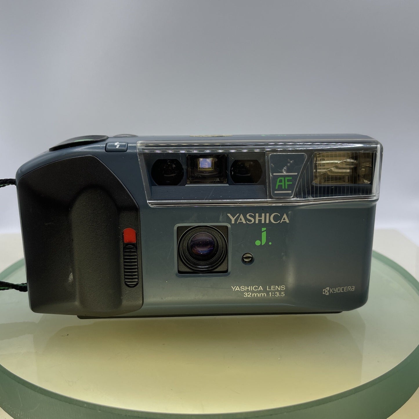 Kyocera Yashica AF-J motor 35mm film camera Tested Kyocera Lens 32mm 1:3.5 #6611