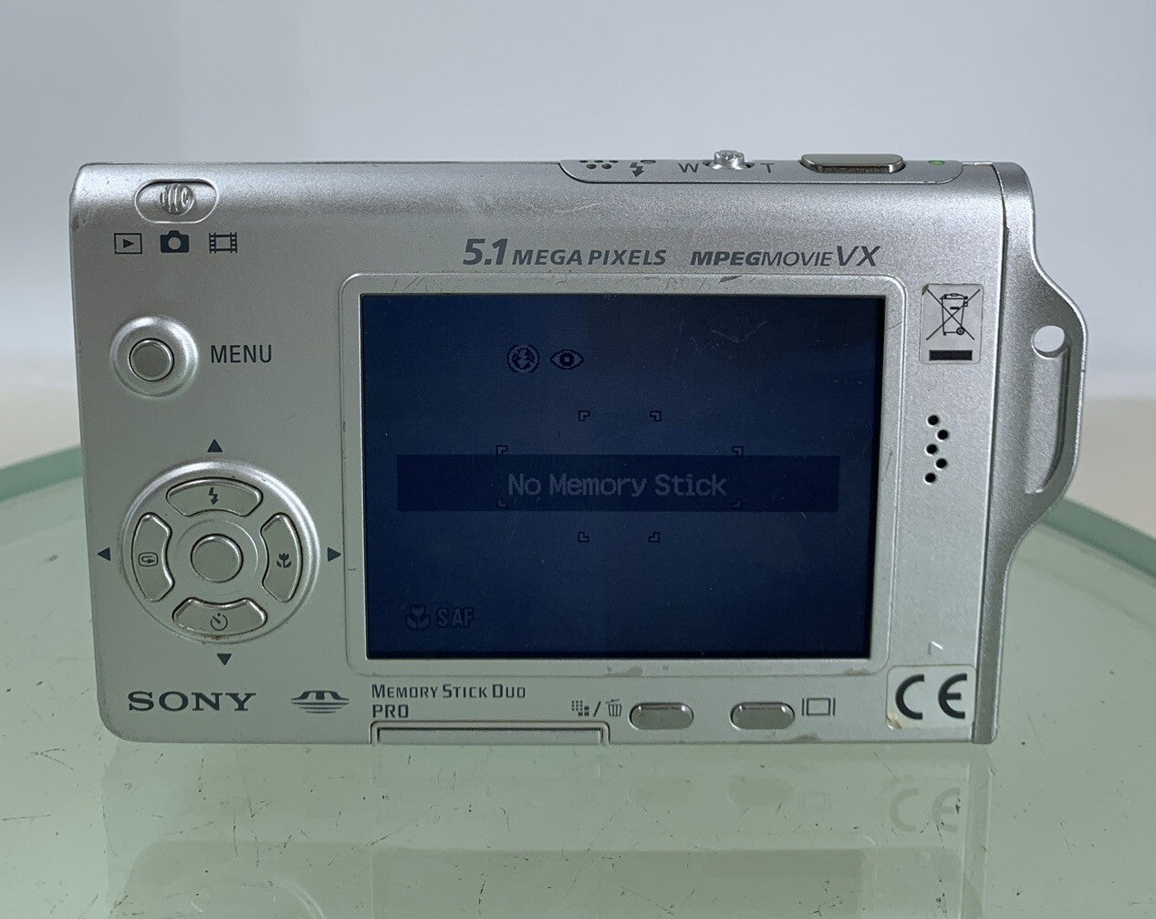 Sony Cyber Shot Digital Camera DSC-T7 SILVER + CHARGER+ COVER TESTED - 7715