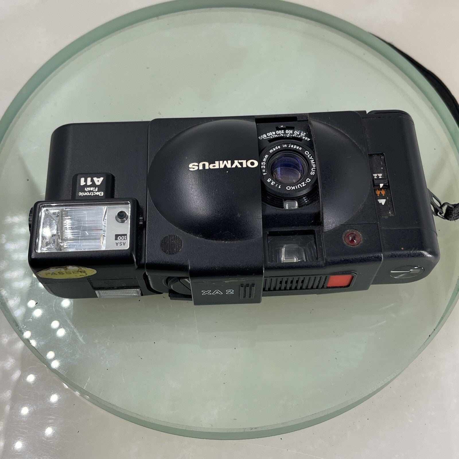 OLYMPUS XA2 Compact Camera 35mm Flash A11 D.ZUIKO 35mm f3.5 TESTED + Case  9245