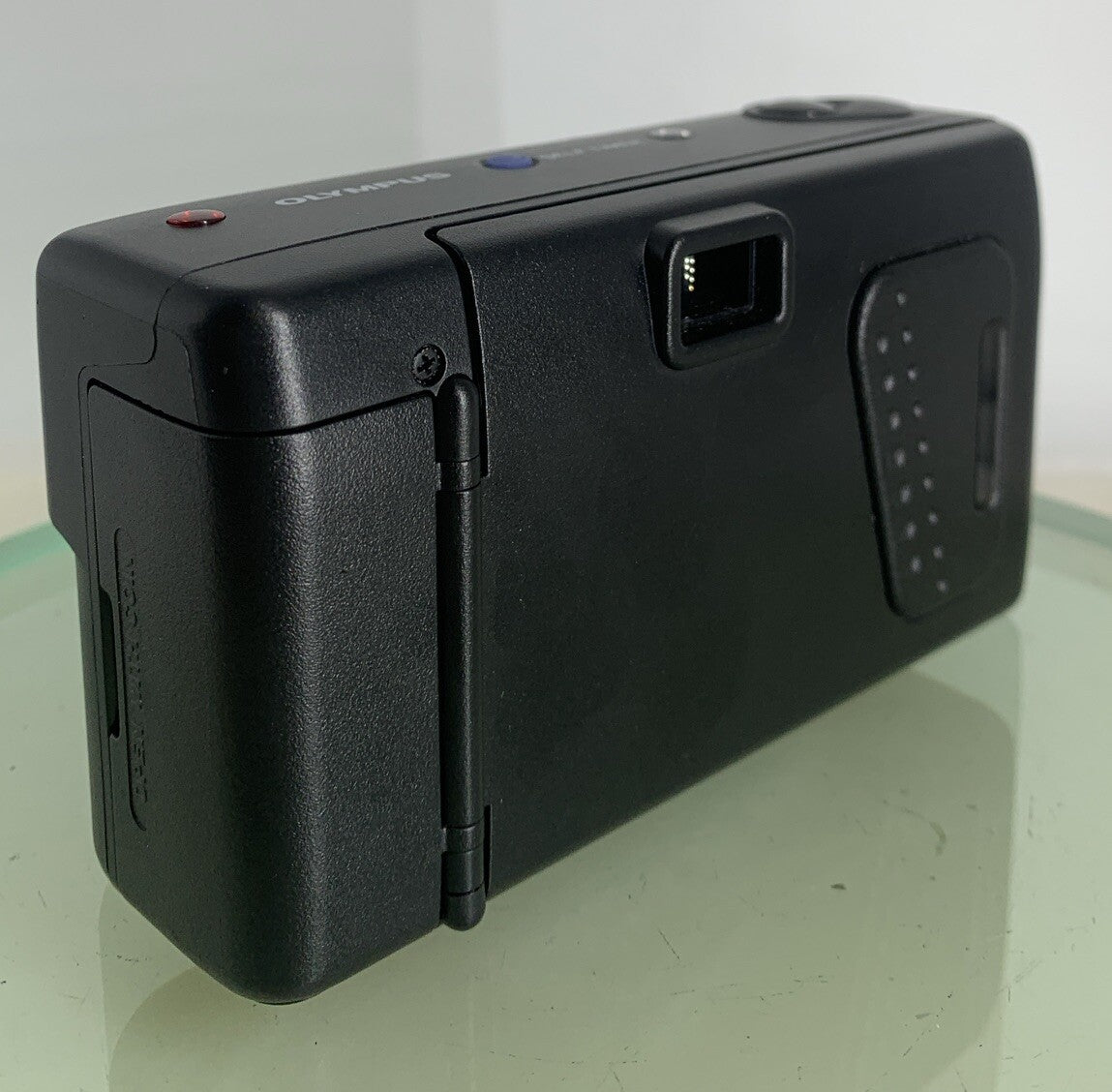Olympus AF-10 Super COMPACT POINT AND SHOOT FILM CAMERA + COVER - TESTED - 7694