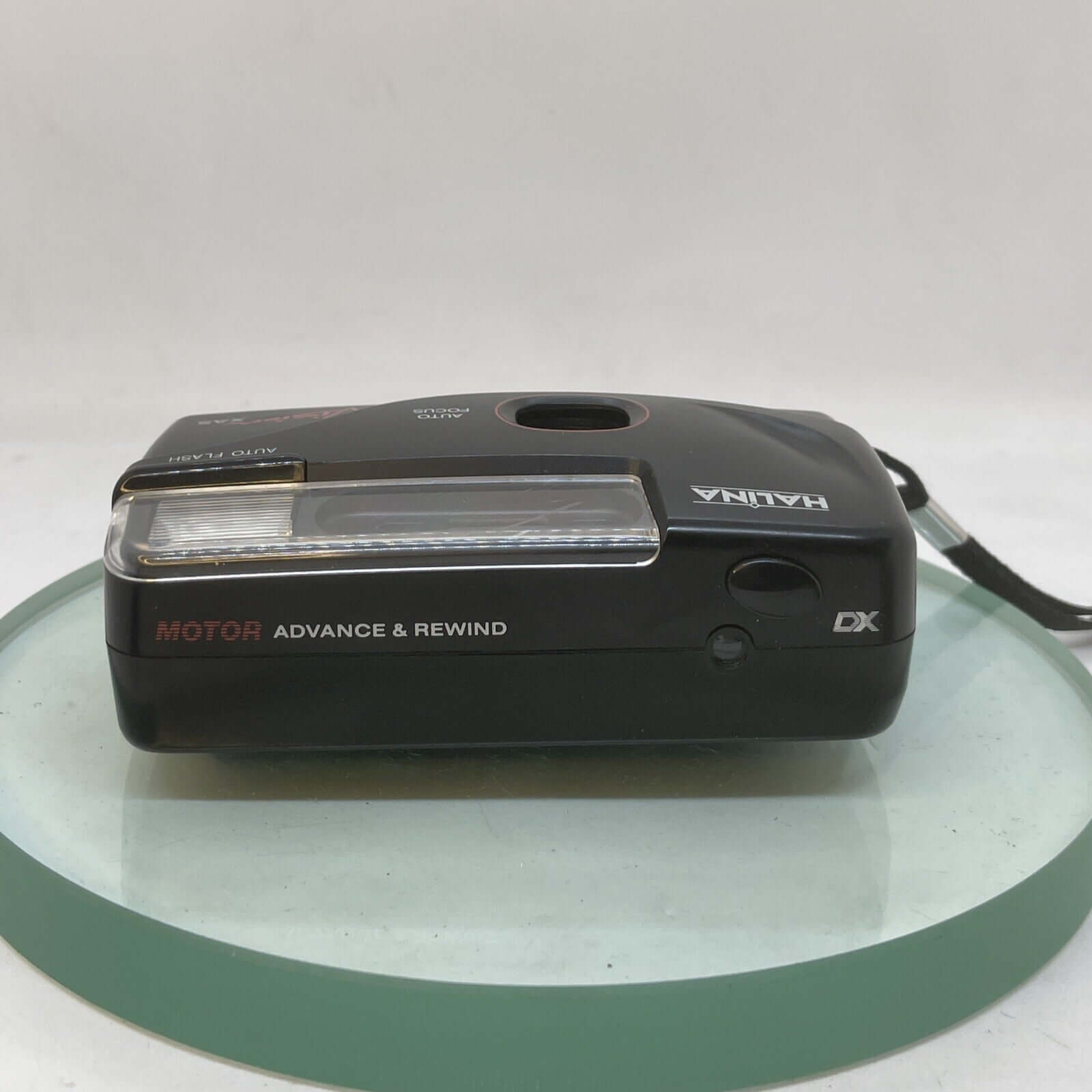 VIntage HALINA VISION XAS AUTO FLASH & FOCUS COMPACT CAMERA & CASE -TESTED#5545