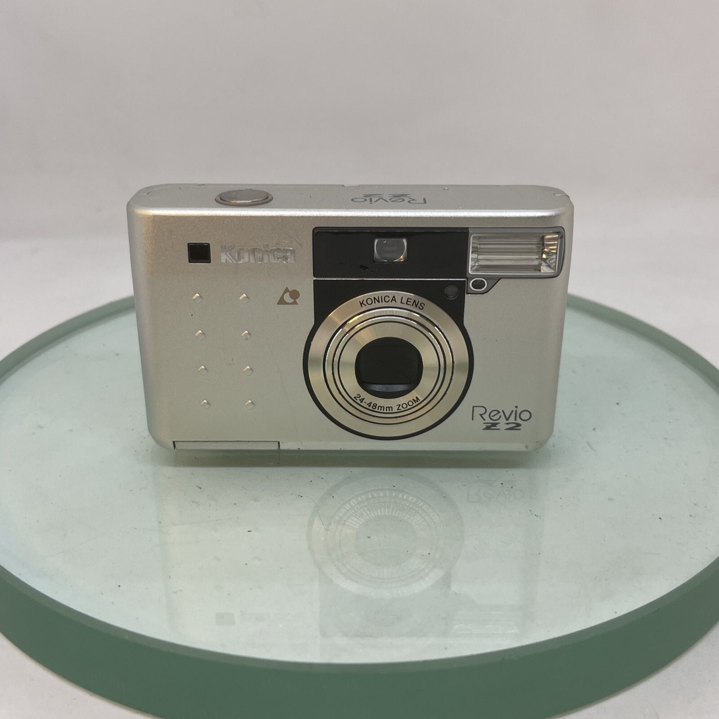Konica Revio Z2 - Compact Film Camera. Used . Good condition. 24-48mm #5901