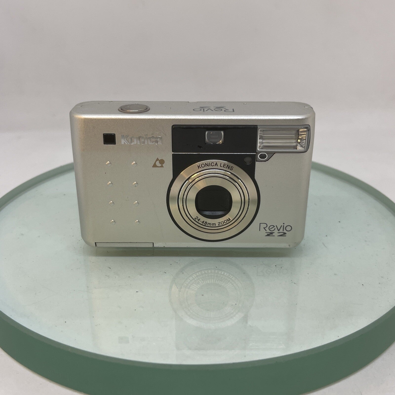 Konica Revio Z2 - Compact Film Camera. Used . Good condition. 24-48mm #5901