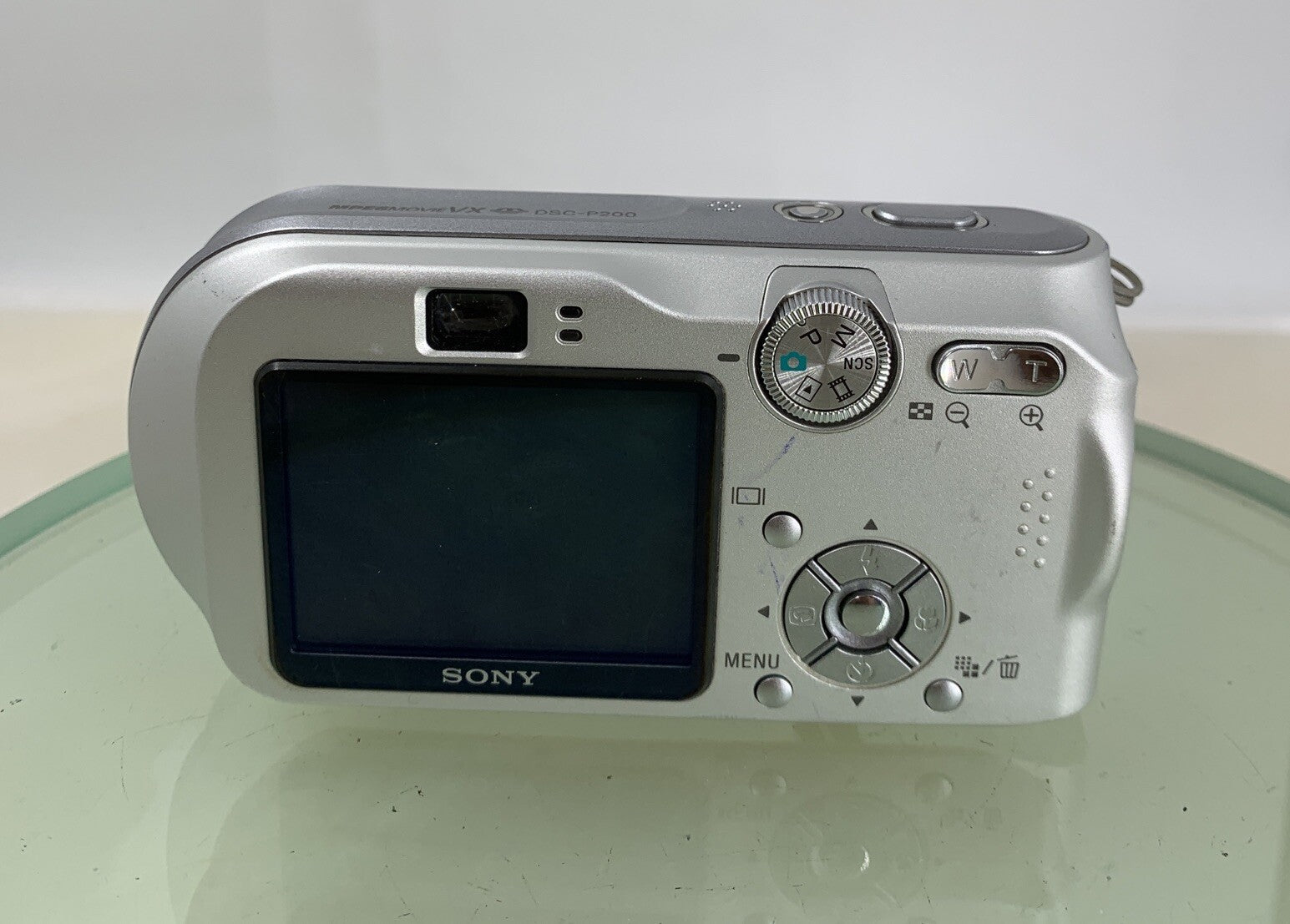 Sony Cyber-Shot DSC-P200 7.2MP Digital Camera WITH 512MB SD CARD TESTED - 9084