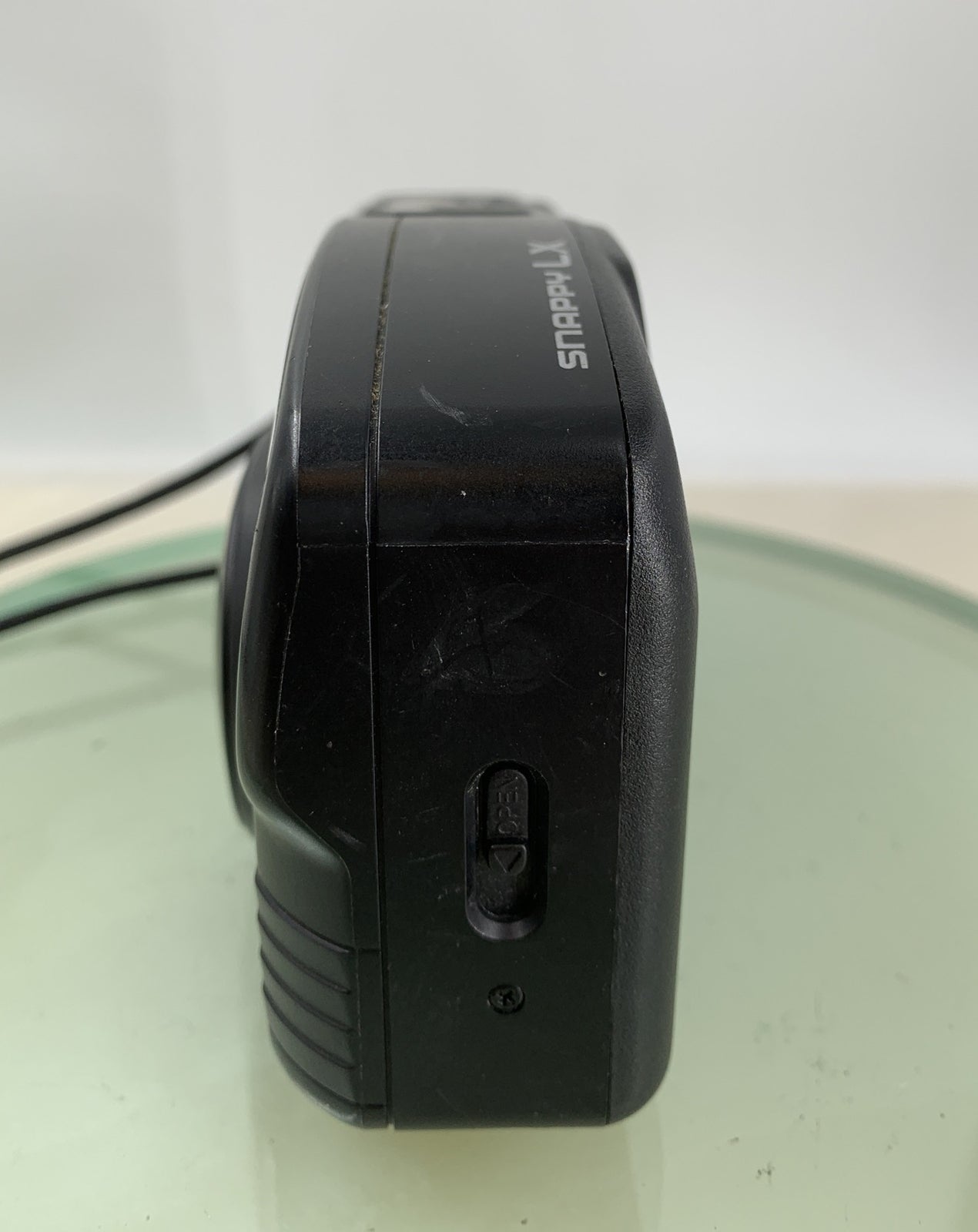 Canon Snappy LX 35mm Film Point and Shoot Camera Black Tested - 8902