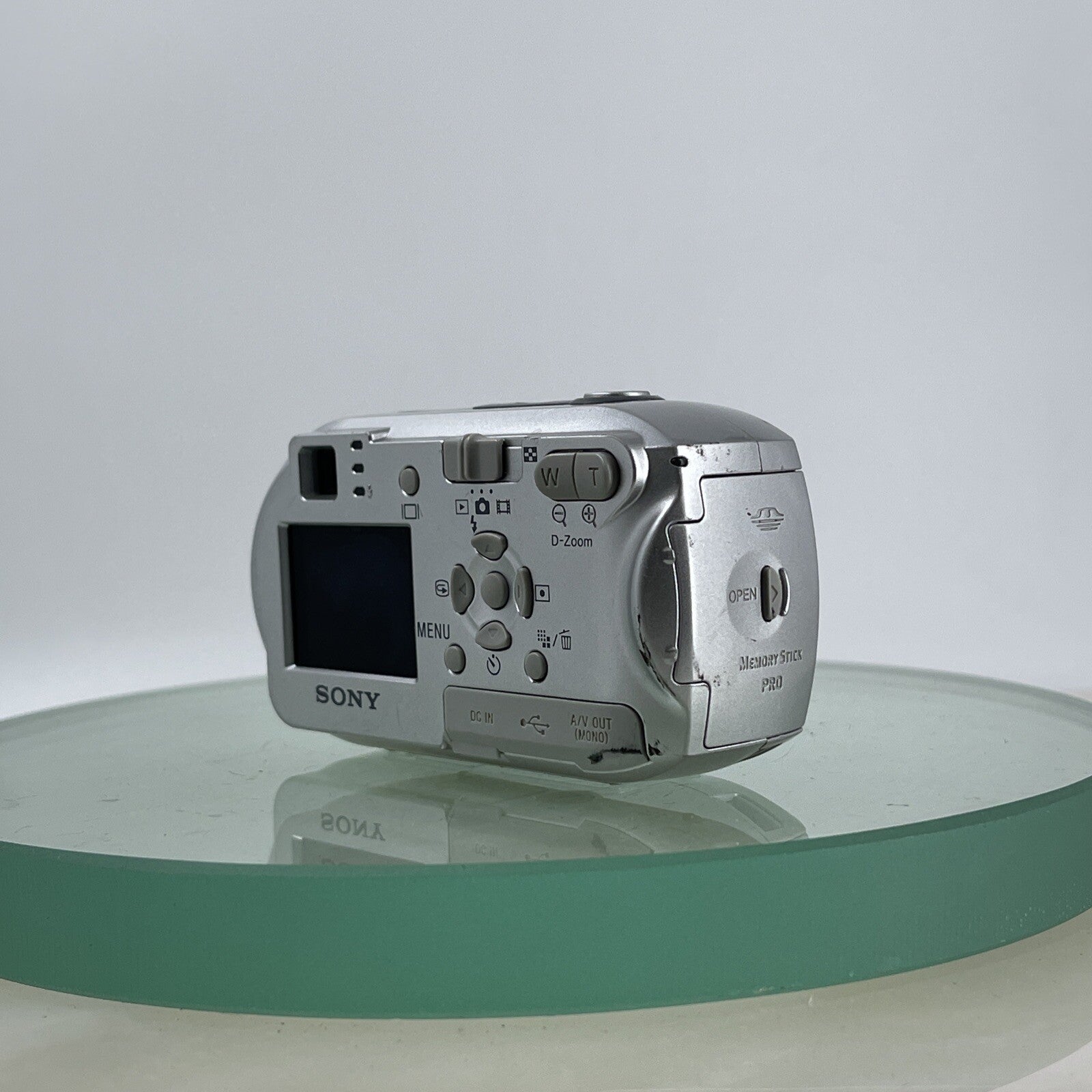 Sony Digital Camera Cybershot DSC-P43 4.1Megapixels Silver Tested #8385