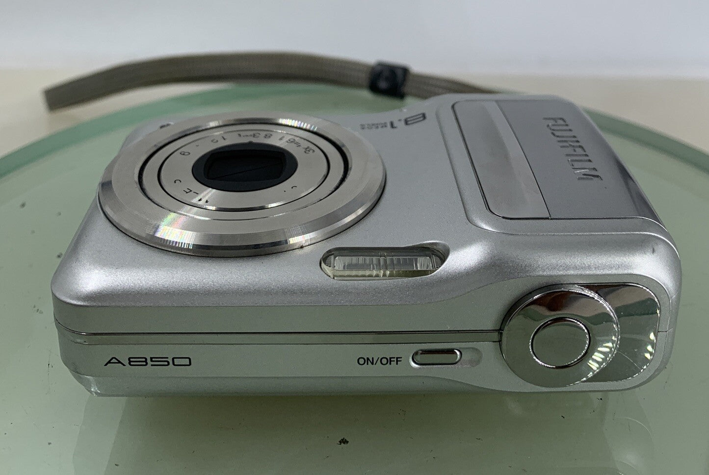 Fujifilm Digital Camera FinePix A850 8.1MP SILVER NO CHARGER NOCARD Tested-3117