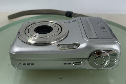 Fujifilm Digital Camera FinePix A850 8.1MP SILVER NO CHARGER NOCARD Tested-3117