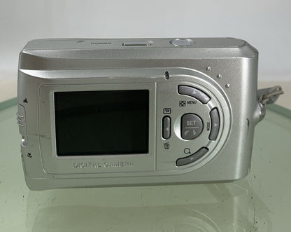 Premier DS-3081S 3.0MP DIGITAL CAMERA SILVER NO CARD NO CHARGER TESTED - 2405