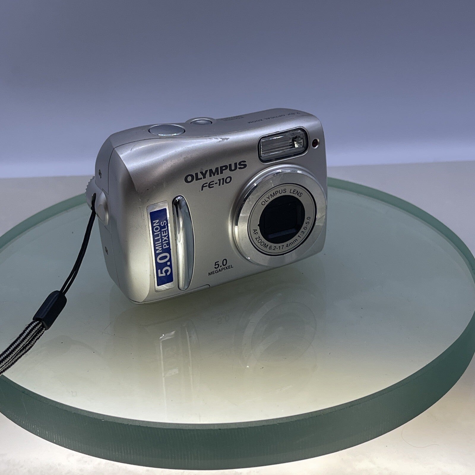 Olympus FE-110 5.0MP Compact Digital Camera Silver Tested Takes AA batteries #910