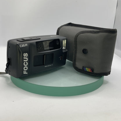 RARE BOOTS C35FF FOCUS RICOH LENS 1:4.5 35mm FILM CAMERA  MADE IN TAIWAN #860