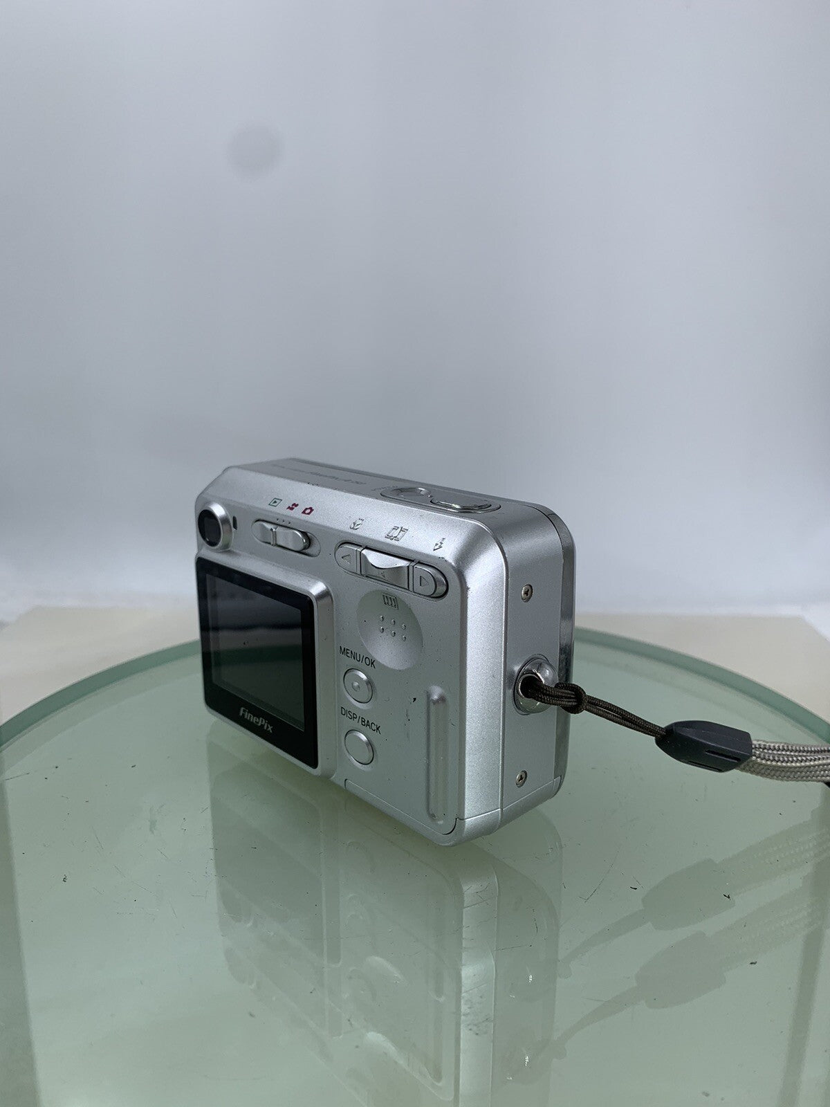Fujifilm Digital Camera FinePix A350 5.2MP NO CARD NO CHARGER TESTED - 3612