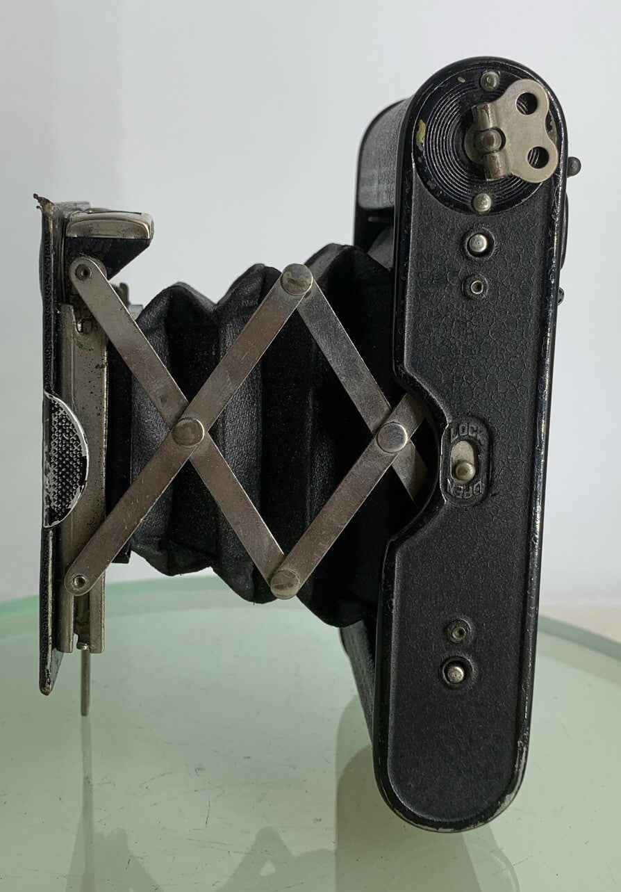 Vintage Eastman Kodak No A-127 FILM Vest Pocket Folding Camera TESTED  With Case3