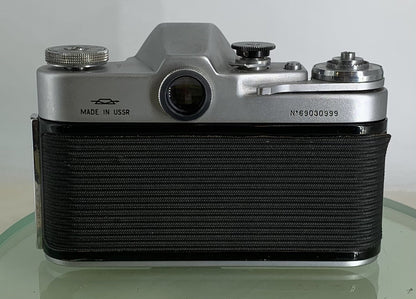 USSR Vintage Film Rangefinder Camera ZENITH 3M & INDUSTAR 50 F/3.5. M39 Mount1524