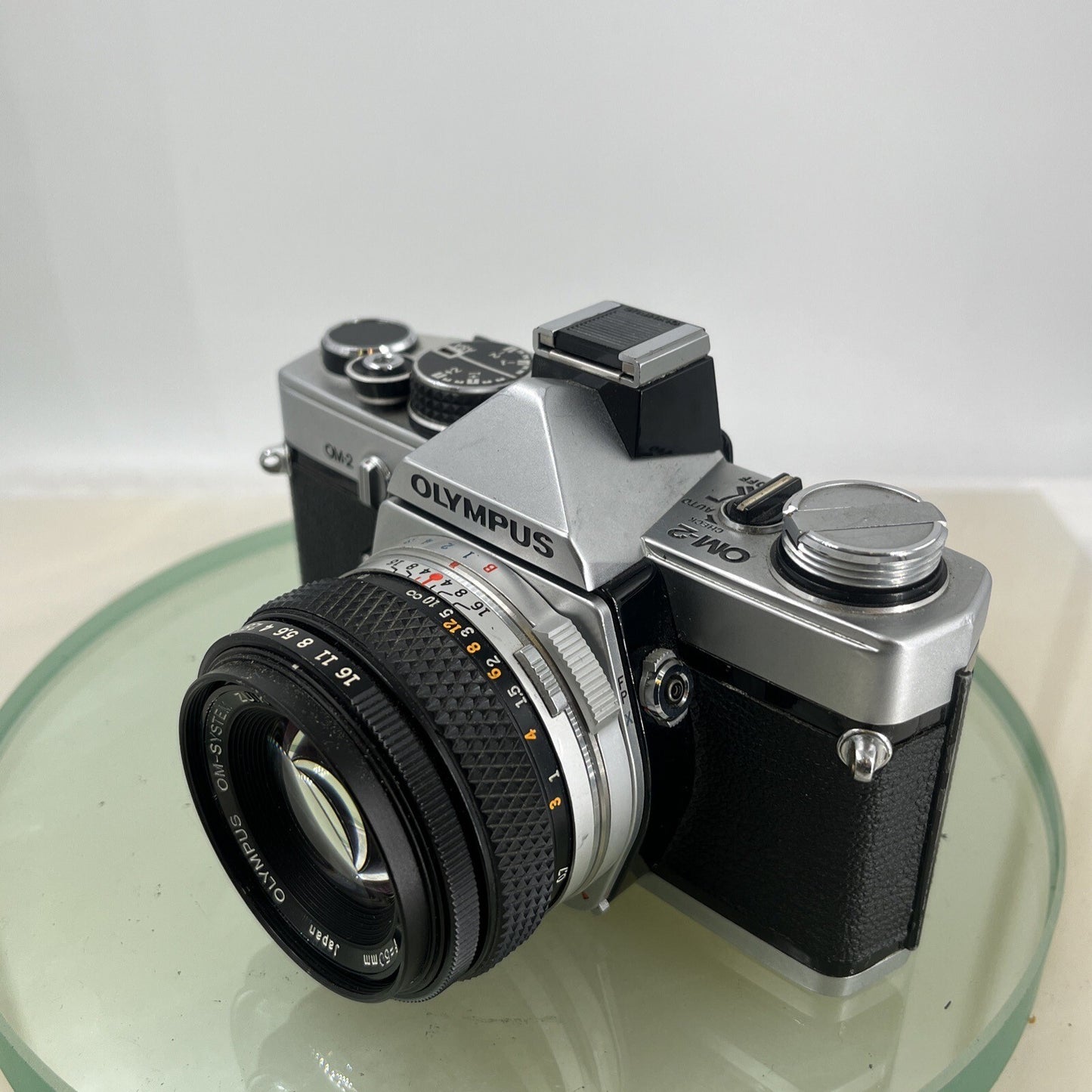 Olympus OM-2 35mm SLR camera body & Hotshoe 2 50mm 1:1.8 TESTED  #8849